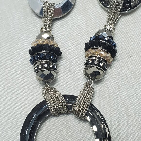 ALI khan uber statement pendant neck in faceted donut crystals and glass beads - Picture 4 of 13